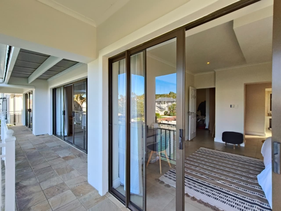 5 Bedroom Property for Sale in Marina Martinique Eastern Cape